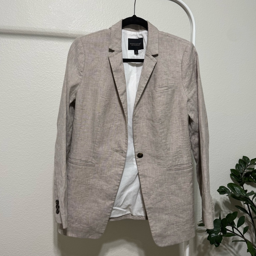 Banana Republic Linen Tailored Blazer